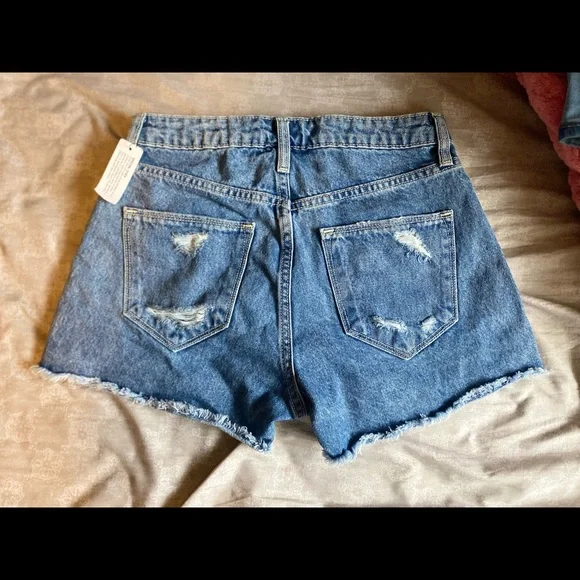 High Rise Shorts - Picture 2 of 4